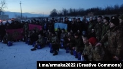 Кадри з попереднього обміну полоненими, лютий 2023 року