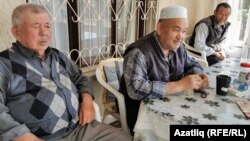 Бөгрүделик татарлары Җәләл Үтмер (с), Рәхмәтулла Куртаран, Әюп Акйөрәк Украинадагы хәлләр турында фикерләшә 