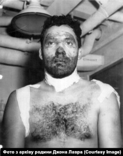 Обгорілий Джон Лавра, 26 жовтня 1952 року