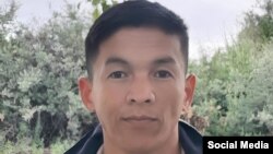 Жоомарт Карабаев.