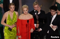 Навальныйдын жакындары "Оскар" кечесинде.