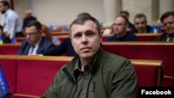 Роман Костенко