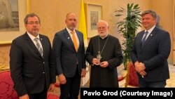 Павло Ґрод (другий зліва), президент Світового конгресу українців (СКУ)