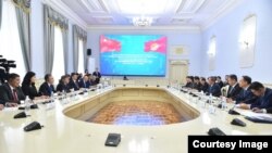 Акылбек Жапаров  менен Ли Цяндын менен кеңейтилген курамда жолугушуусу, 25-октябрь, 2023-жыл. 