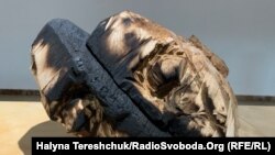 «Львівський тиждень скульптури 2023» розпочався під назвою «Старе і Нове/Нове і старе». Понад 300 скульптур, об’єктів, інсталяцій українських митців запрезентують на більш як 10 виставкових просторах