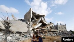 ویرانه‌های بر جای مانده از حملات هوایی اسرائیل به رفح