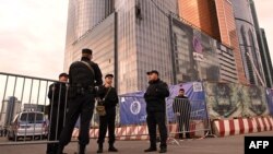 Ռուսաստան - Անվտանգության մարմինների աշխատակիցները դեպքի վայրում՝ Մոսկվա Սիթիում, 23-ը օգոստոսի, 2023թ.