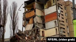 Раніше кількість загиблих в Одесі зросла до семи, коли рятувальники виявили тіло матері з немовлям