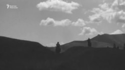 Улак тартып, ат таптаган лакайлар