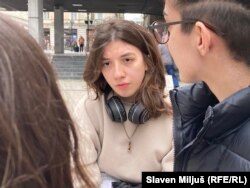 "Za sve krivimo Zapad", kaže Marija Đurić.