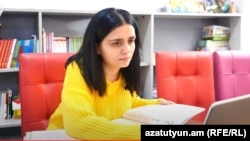 Զառա Խաչիկյան