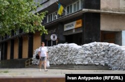 Прифронтовий Херсон. Попри щоденні російські обстріли, люди продовжують тут жити