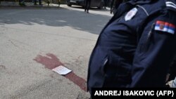 Кылмышка шектүү машинеден ок чыгарганы айтылып жатат.