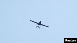 عکس آرشیوی از یک پهپاد در آسمان