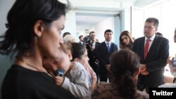 Armenia - EU Commissioner for Crisis Management Janez Lenarcic talks to refugees from Nagorno-Karabakh, October 6, 2023.