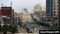 Գազայի հատված - Իսրայելական ուժերի հարվածների հետևանքները Գազա քաղաքի ալ-Ռաշիդ գլխավոր փողոցում, 23-ը հոկտեմբերի, 2023թ.