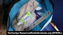 Рюкзак з речами першої необхідності, який видає Патронатна служба Азову, пораненим бійцям, що перебувають у лікарнях