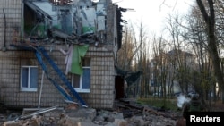 Ուկրաինա - Մանկապարտեզը Կիևում, որը վնասվել է անօդաչու թռչող սարքի հարվածի հետևանքով, 25-ը նոյեմբերի, 2023թ.