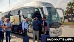 اتوبوس حامل شهروندان دوتابعیتی عازم مصر