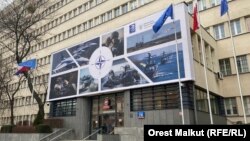 Міністерство оборони Польщі наголошує, що виявлені контейнери не належать польській армії