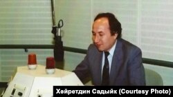 Хәйретдин Садыйк Азатлыкның Мүнһен студиясендә