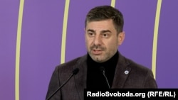 За словами омбудсмана, його офіс отримує звернення щодо неправомірних дій окремих працівників ТЦК та СП