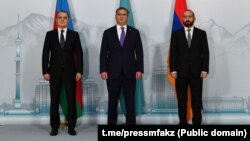 Ղազախստանի, Հայաստանի և Ադրբեջանի արտգործնախարարները բանակցություններից առաջ, Ալմաթի, 10-ը մայիսի, 2024թ.