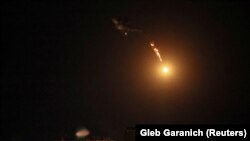 Киевдин үстүнөн атып түшүрүлгөн орус армиясынын дрону. 8-май, 2023-жыл.