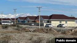 Сузактагы социалдык шаарча 