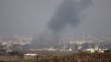 Дим над північною частиною Сектора Гази під час ізраїльського бомбардування 22 жовтня 2023 року 