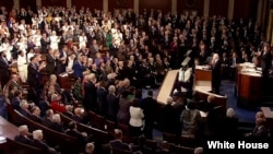 Джо Байден выступает с докладом о положении страны перед Конгрессом, 7 марта 2024 г.