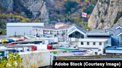 Пропускной пункт «Казбеги-Верхний Ларс» на границе Грузии и России