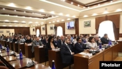 Երևանի ավագանու նիստերից մեկը, արխիվ