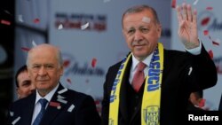 Դևլեթ Բահչելին և Ռեջեփ Թայիփ Էրդողանը, արխիվ