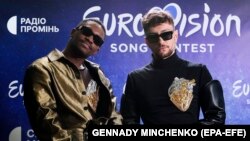 Учасники гурту TVORCHI Ендрю Гуцуляк (праворуч) та Джеффрі Кенні – представники від України на «Євробаченні-2023». Київ, 17 грудня 2022 року 