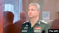 Тимур Иванов