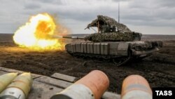 Російський танк Т-80 у Запорізькій області, серпень 2024 року 