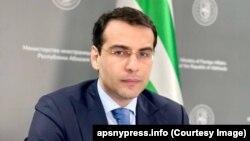 Инал Ардзинба