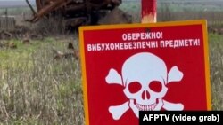 Місцева влада нагадує про небезпеку перебування поблизу водойм та в лісовій зоні через мінування територій