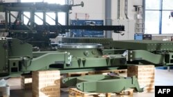 Рустем Умєров вказав на те, що компанія є провідним виробником озброєння – зокрема, систем NASAMS, які є частиною української ППО (на фото: завод компанії в Норвегії, 2023 рік)