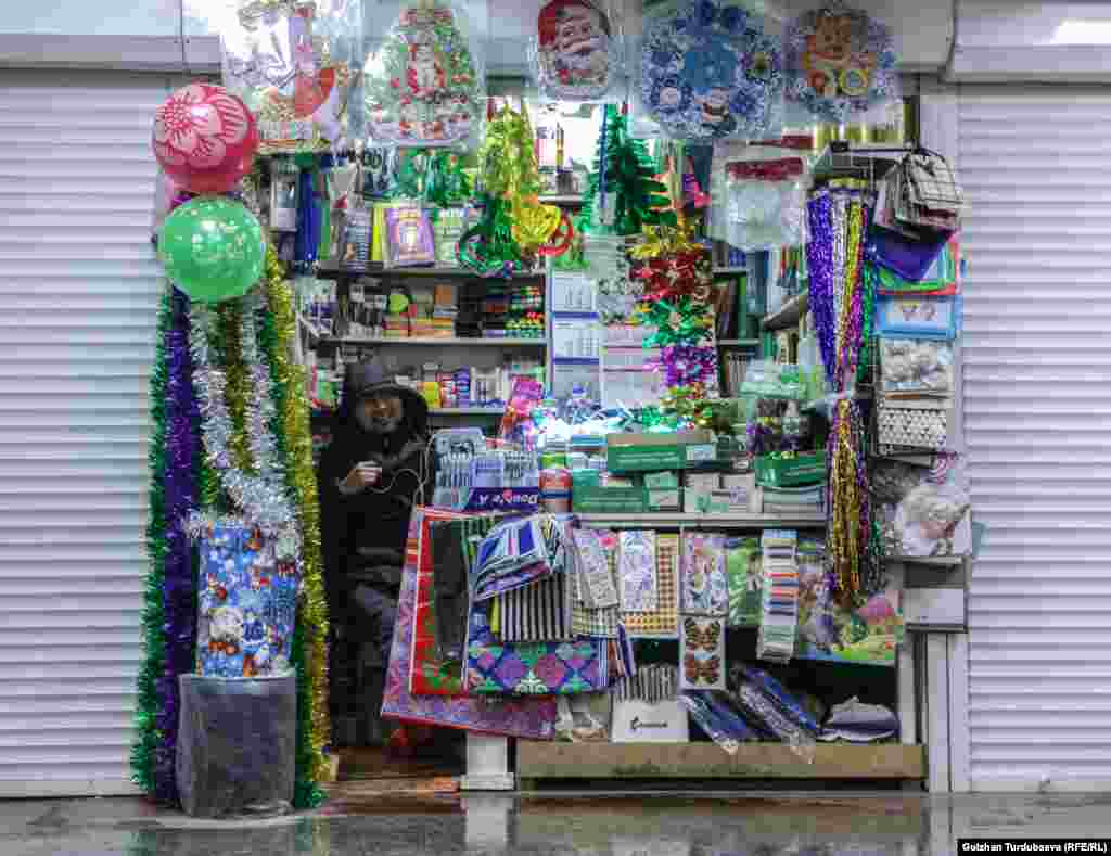 Жаңы жыл майрамы жаш-карыны бирдей кубантат.&nbsp;