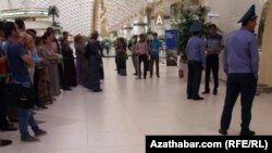 Aşgabadyň halkara aeroporty. Türkmenistan (arhiw suraty) 