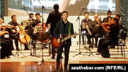 Сирил Курбансахедов