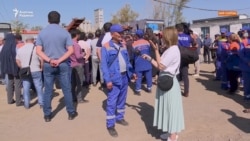 Нұр-Сұлтанда көше сыпырушылар наразылық білдірді  