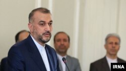 حسین امیرعبداللهیان می‌گوید آمریکا باید در موضوع دیگری هم انعطاف نشان بدهد