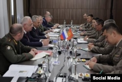 Делегации КР и РФ под руководством Бактыбека Бекболотова и Сергея Шойгу. Москва (Россия), 16 августа 2022 г.