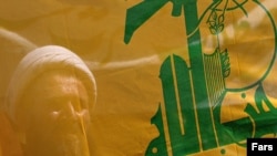 نیویورک تایمز می نویسد که حزب الله شبه نظامیان شیعه را در نزدیکی تهران آموزش می دهد.(عکس: فارس)