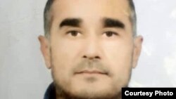 Абдурозик Абдукаххоров.