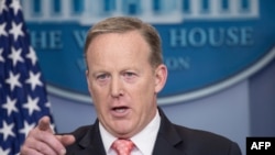 Սպիտակ տան մամուլի խոսնակ Շոն Սփայսեր, արխիվ 