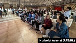 Жыйындан тартылган сүрөт.